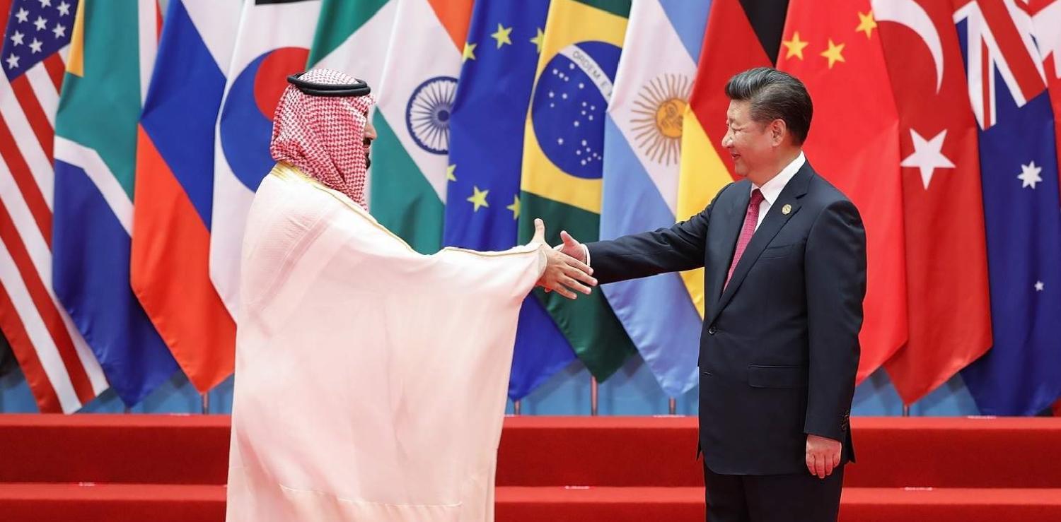Chinese President Xi Jinping (right) with Saudi Arabian Crown Prince and Minister of Defence Mohammed bin Salman Al Saud at the G20 Summit in 2016, Hangzhou, China (Lintao Zhang/Getty Images)