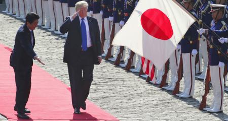 Asia trip reveals the Trump dichotomy